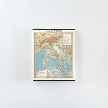 Viaggio in Italia by Luigi Ghirri