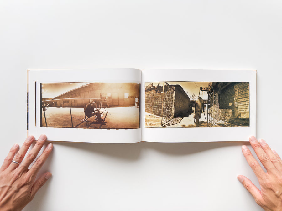 Am Boden / By the Ground + Die Dammerung / At Dusk by Boris Mikhailov